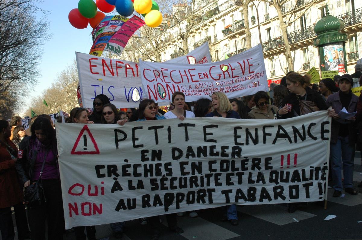 Petite enfance en danger crèches en colère non au rapport Tabarot
