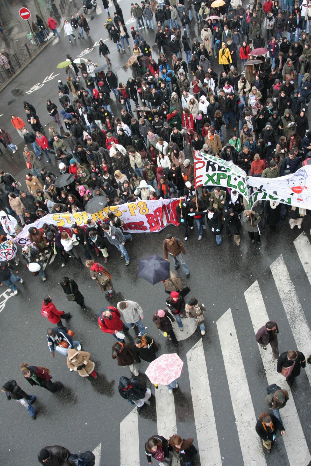 manif anti CPE vue plongeante