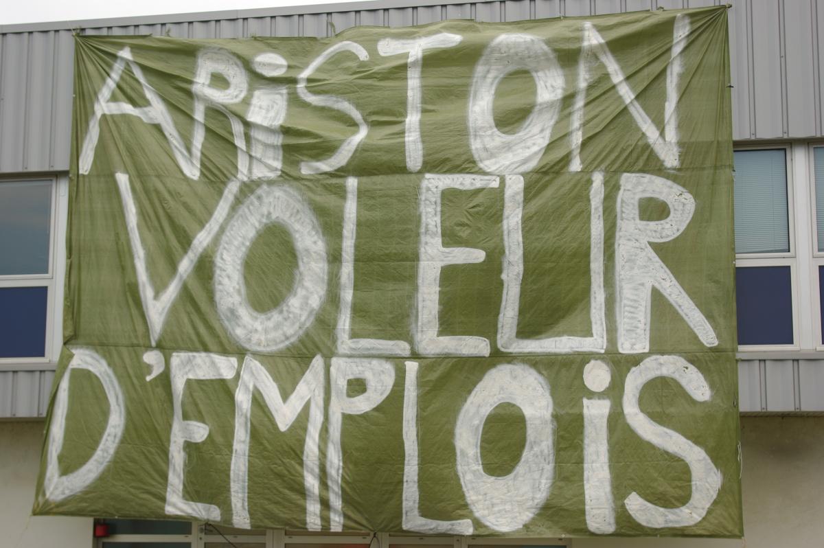 occupation de chaffoteaux banderole contre l'actionnaire