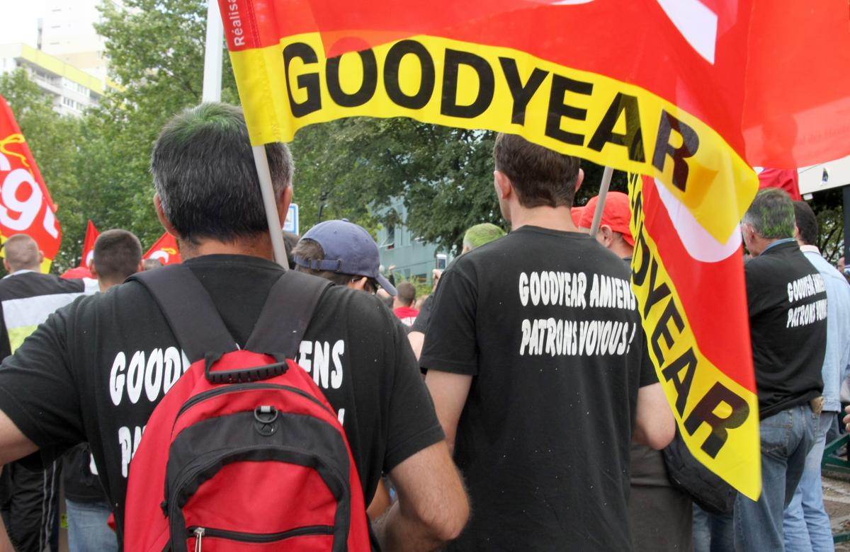les Goodyear pendant le meeting