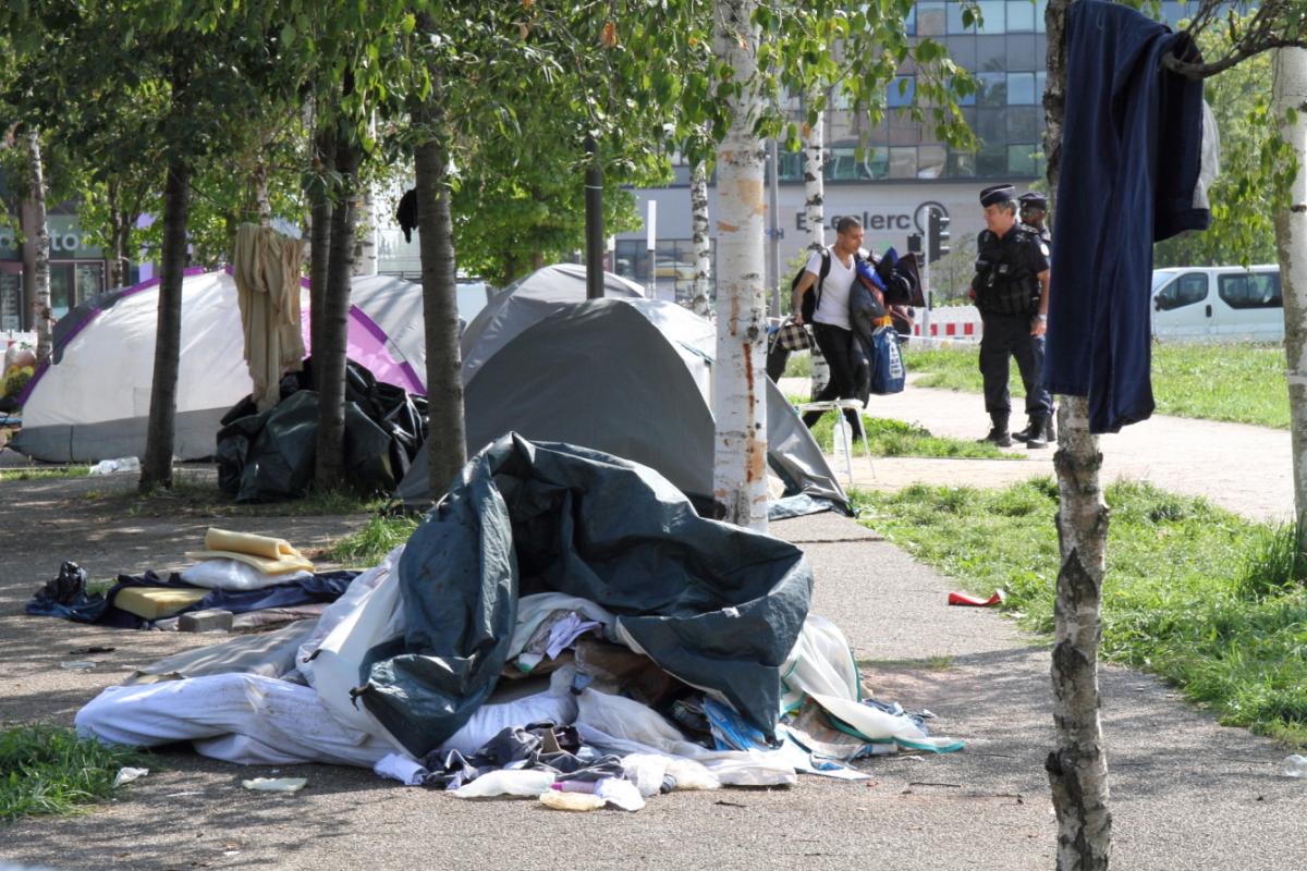 La préfecture fait évacuer le camp de migrant.e.s par les CRS  le 17 août