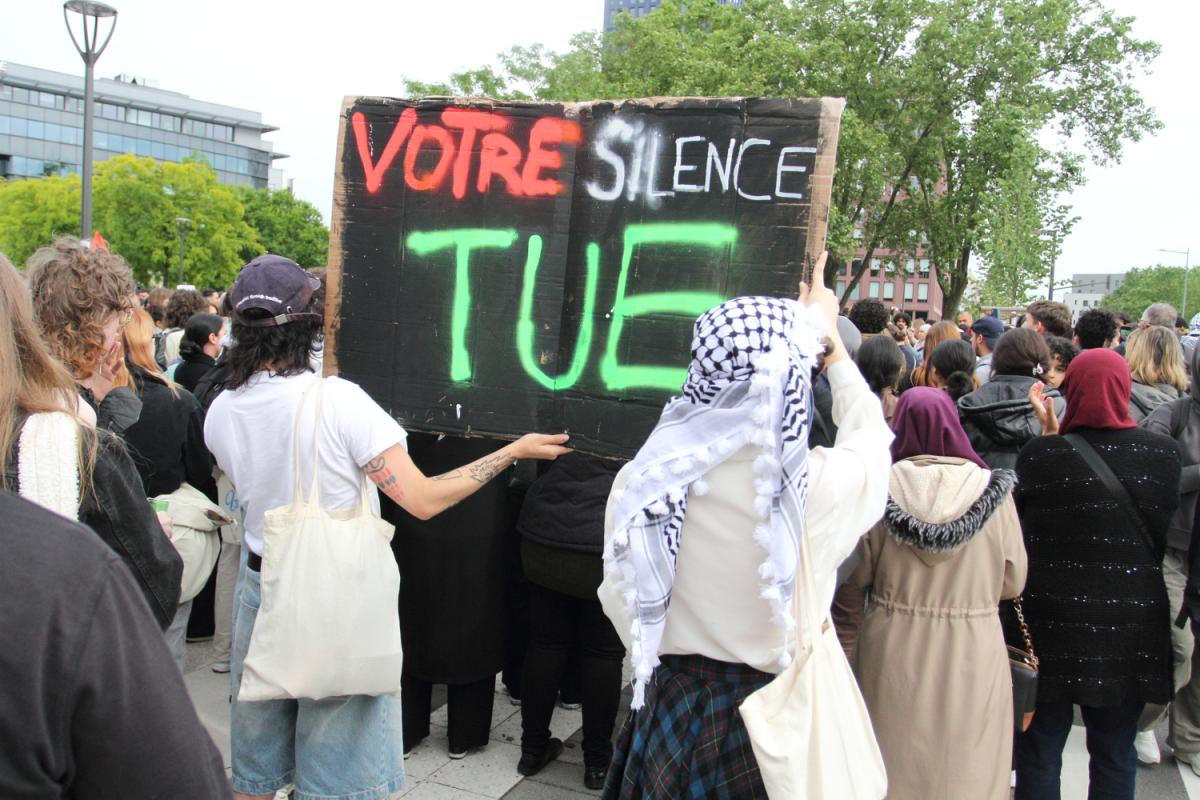 Manifestation pour dénoncer les massacres à Rafah