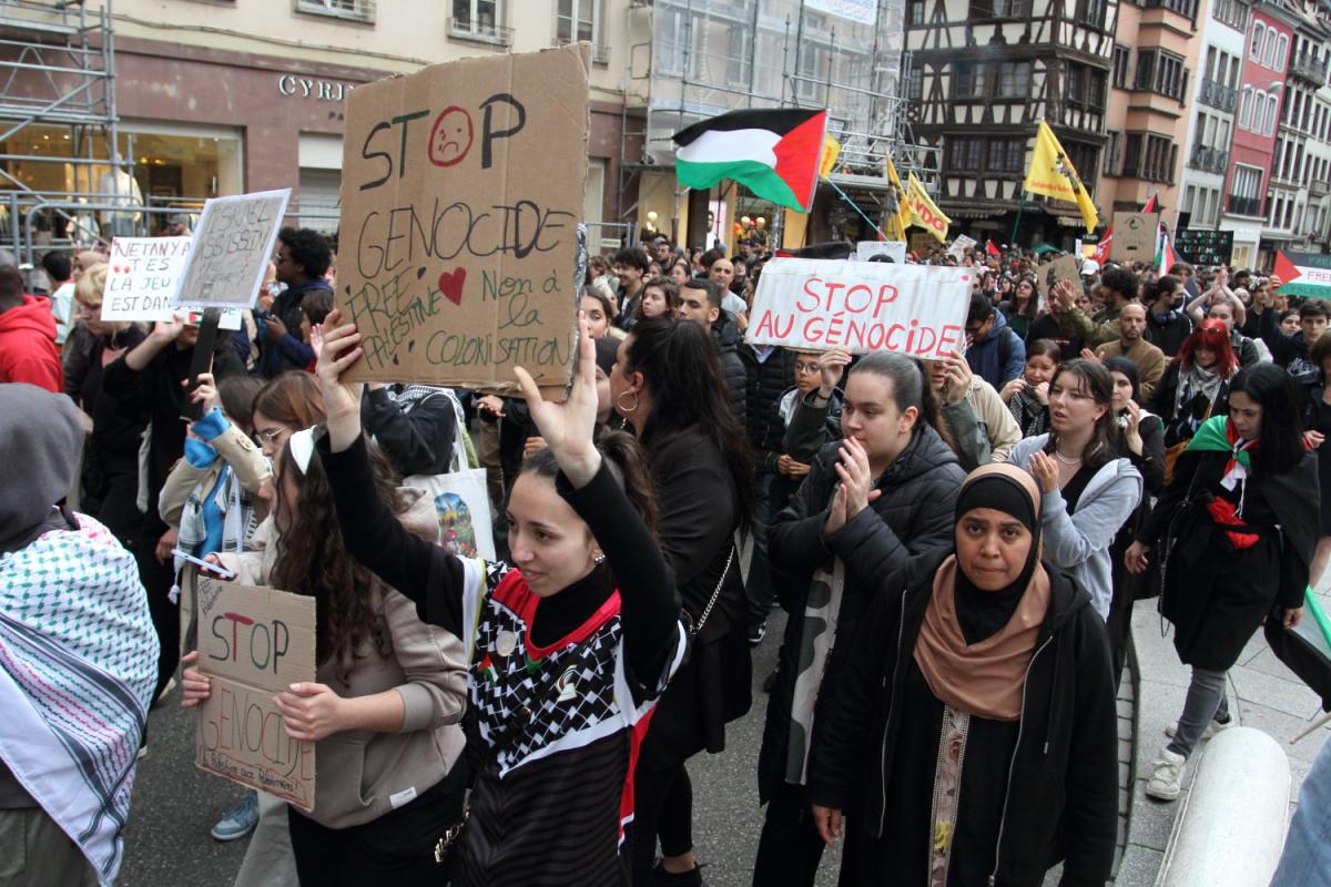 Manifestation pour dénoncer les massacres à Rafah