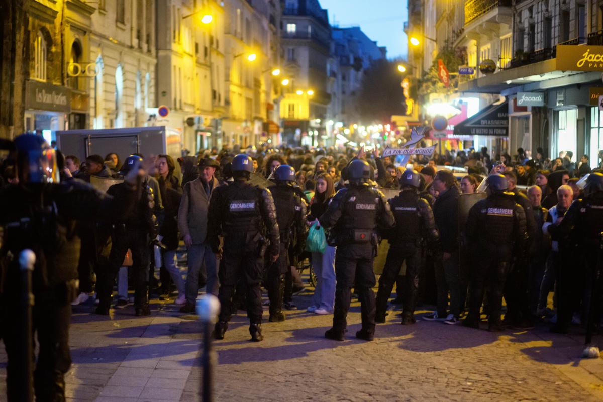 FRANCE - SOCIAL - ATTEMPTED DEMONSTRATION AGAINST THE USE OF THE 49.3 AND THE PENSION REFORM