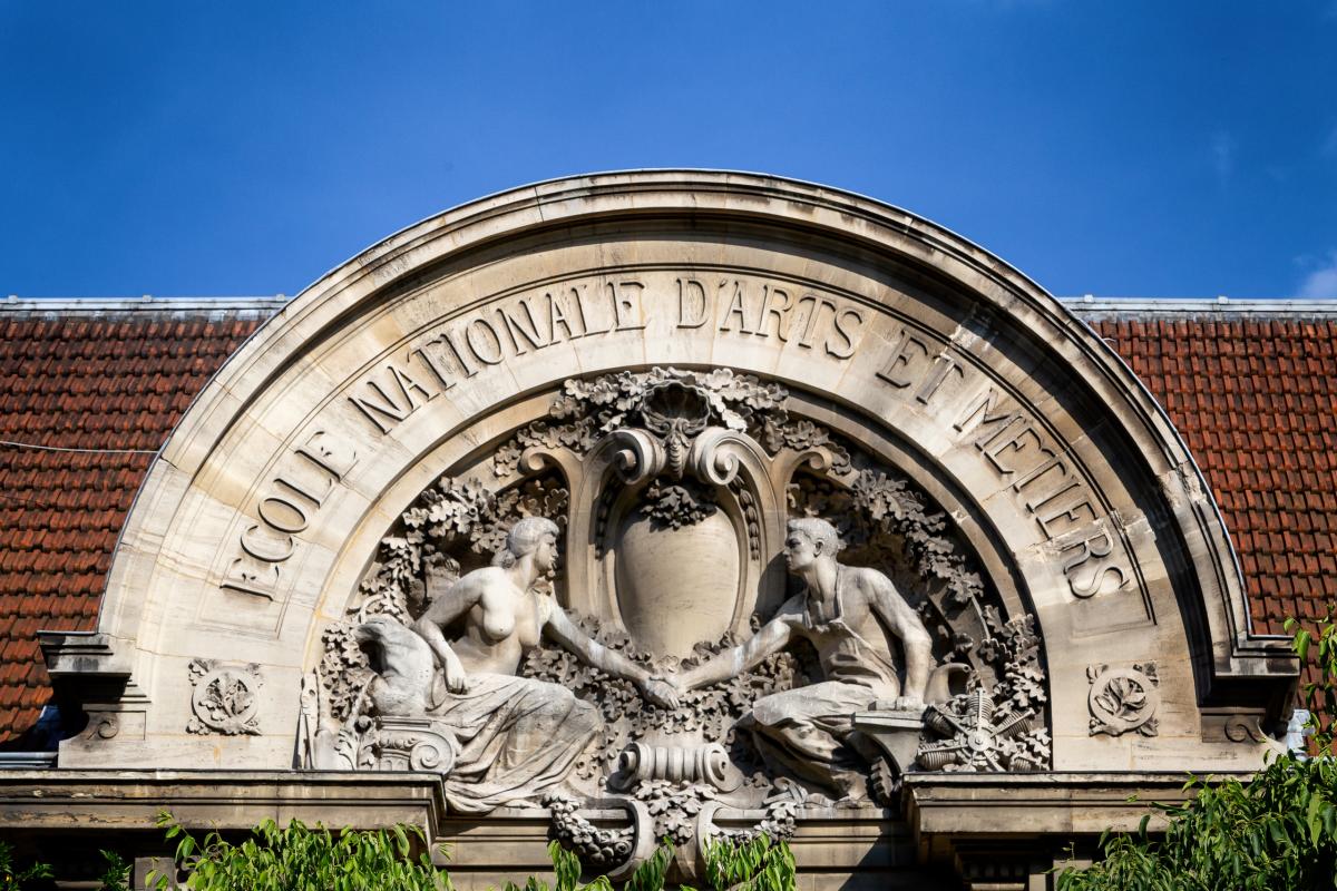 FRANCE - PARIS ILLUSTRATIONS