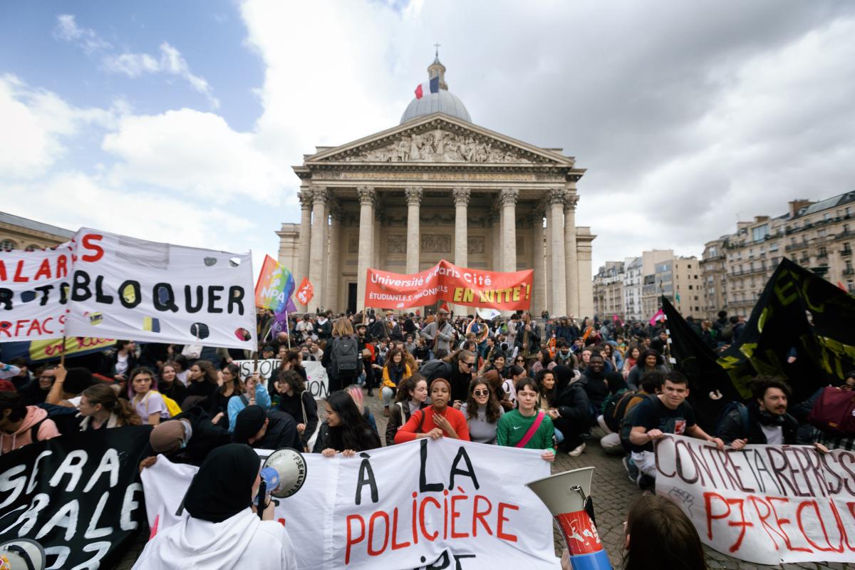 FRANCE - SOCIAL - STUDENTS DEMONSTRATION AGAINST FASCIST ACTIONS