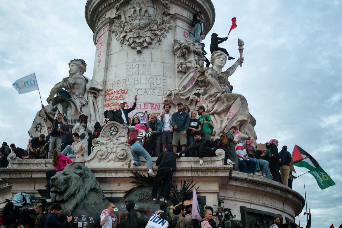 FRANCE - SOCIAL - RALLY AFTER LEFT S VICTORY ON SECOND ROUND PARLIAMENT ELECTIONS