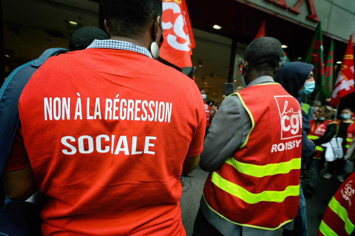 FRANCE - SOCIAL - DEMONSTRATION - GATHERING OF MONOPRIX WORKERS