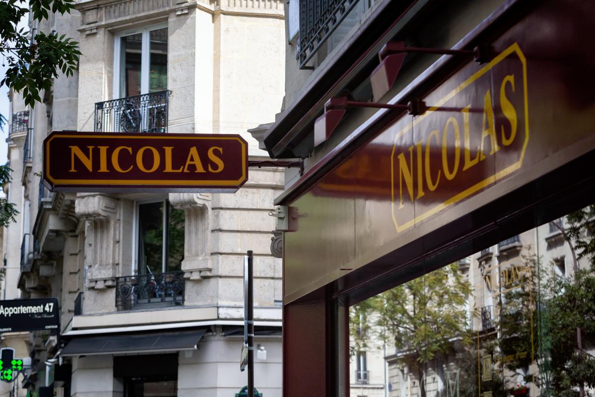 FRANCE - PARIS ILLUSTRATIONS