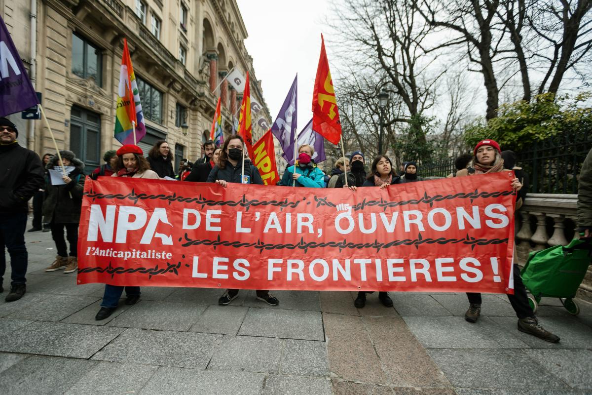 FRANCE - SOCIAL - DEMONSTRATION IN SUPPORT OF THE ISOLATED MINORS OCCUPYING THE GAITE LYRIQUE