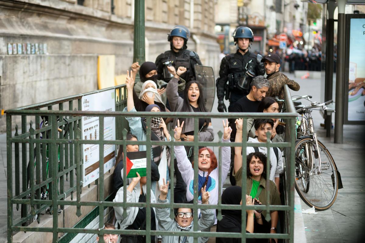 FRANCE - SOCIAL - BANNED RALLY IN SUPPORT OF THE PALESTINIAN PEOPLE