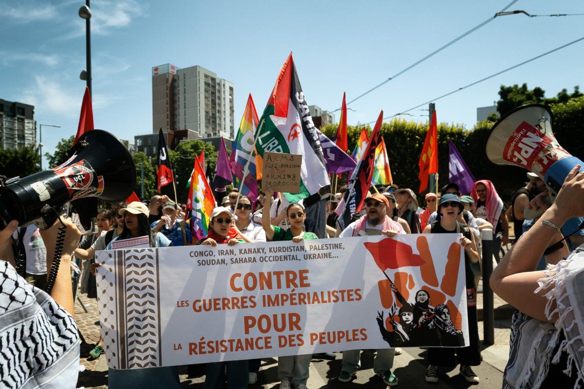 FRANCE - SOCIAL - DEMONSTRATION AGAINST THE PARIS AIR SHOW