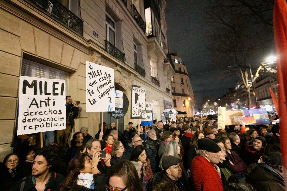 FRANCE - SOCIAL - RALLY IN SUPPORT OF GENERAL STRIKE IN ARGENTINE