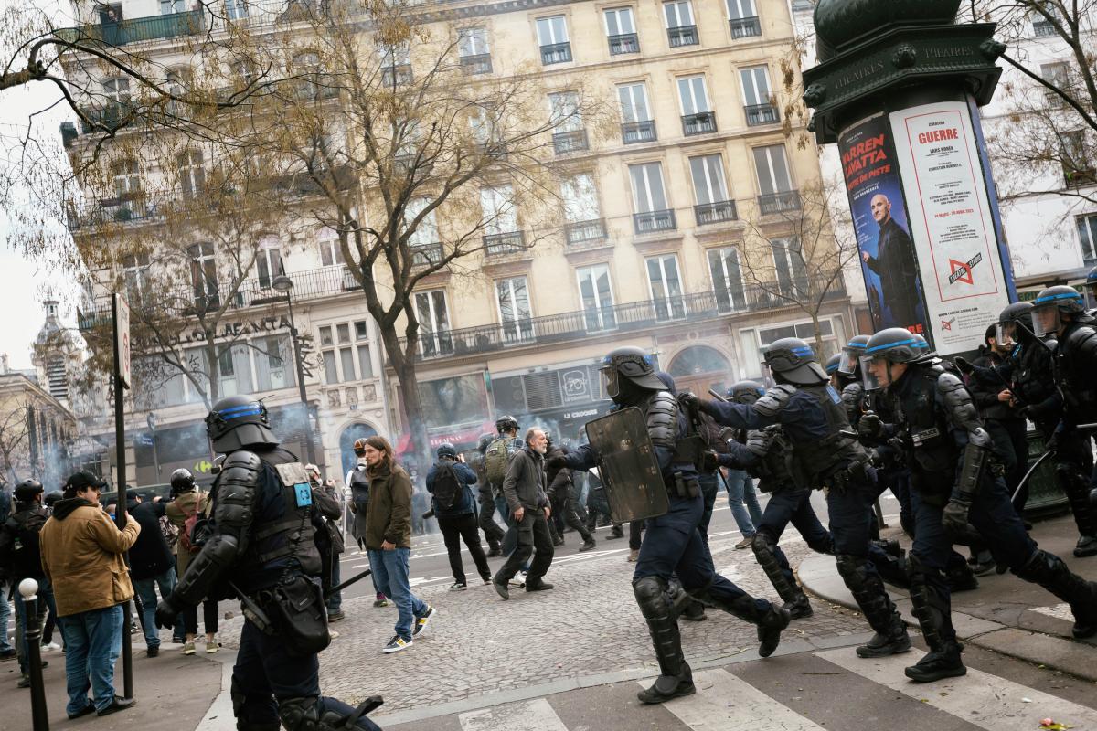 FRANCE - SOCIAL - 9TH INTER-UNION DEMONSTRATION AGAINST PENSION REFORM