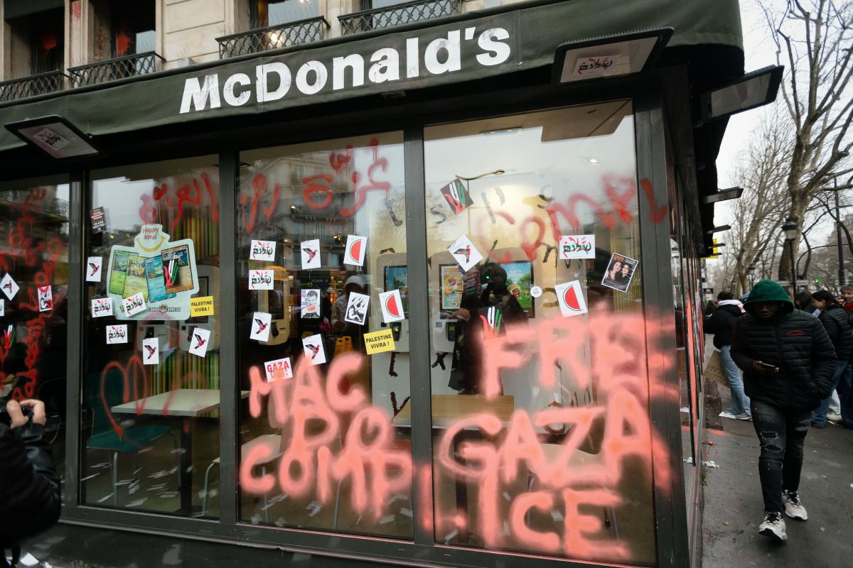 FRANCE - DEMONSTRATION IN SUPPORT OF THE PALESTINIAN PEOPLE