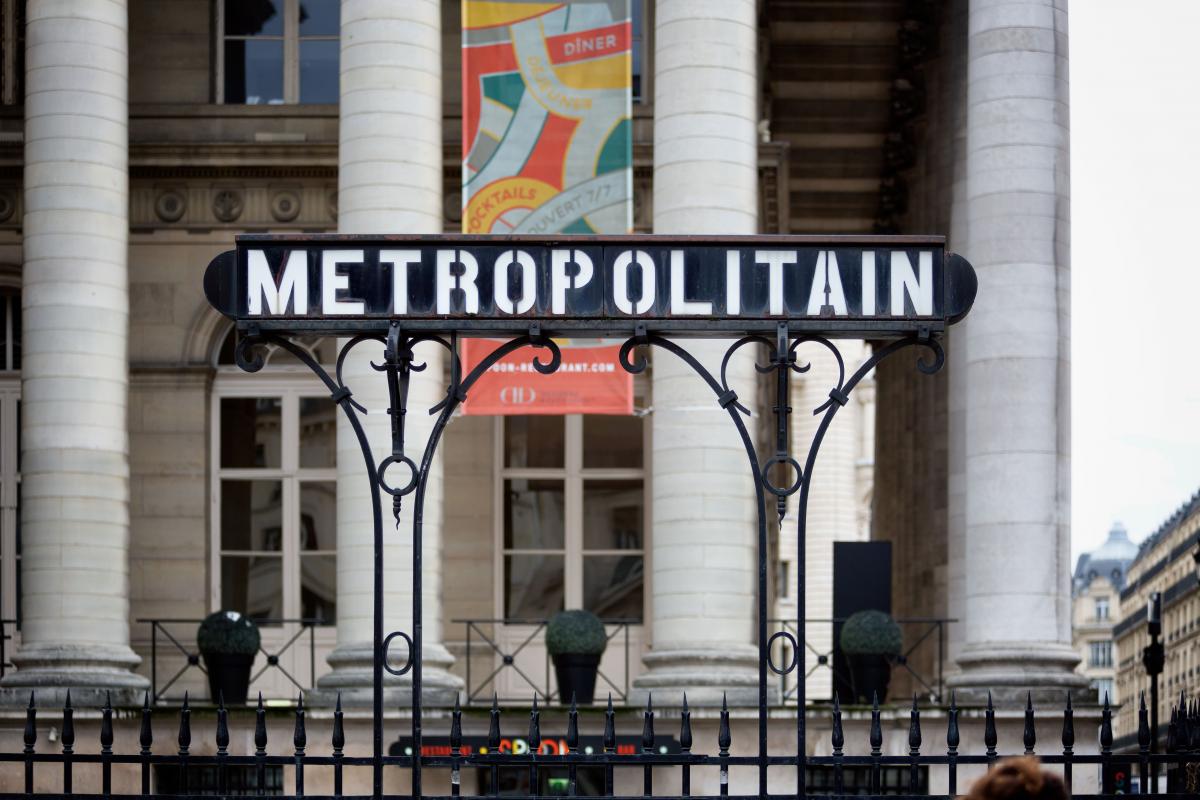 FRANCE - PARIS ILLUSTRATIONS