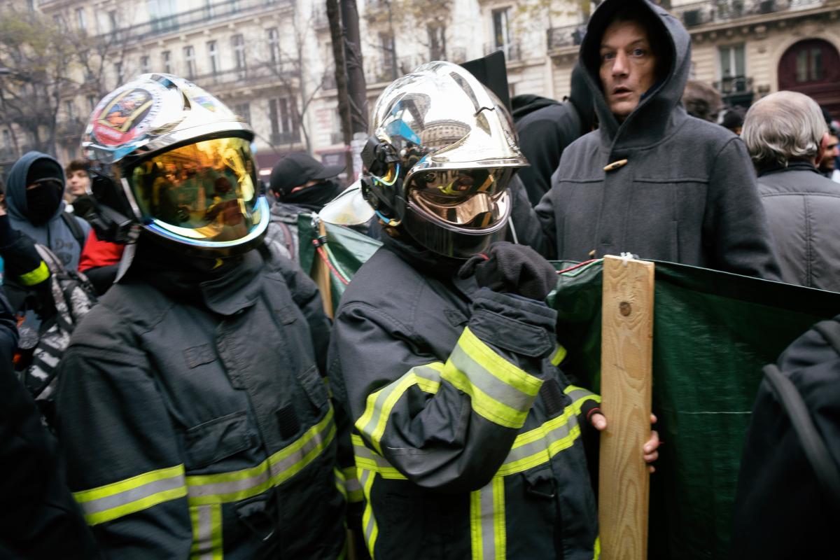 FRANCE - POLITICS - SOCIAL - DEMO - NATIONAL STRIKE AGAINST PENSION REFORM