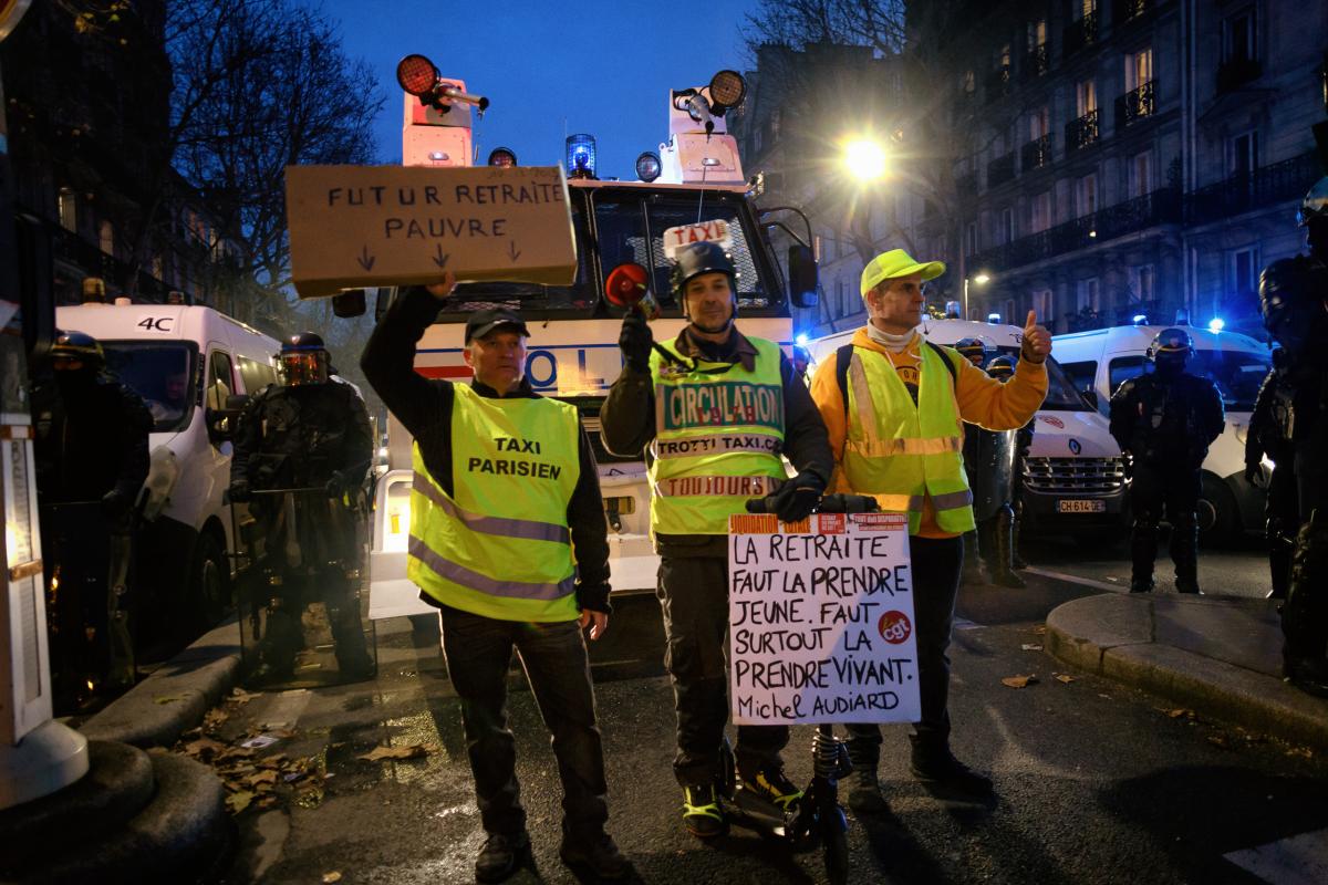 FRANCE - POLITICS - SOCIAL - DEMO - 2ND NATIONAL STRIKE AGAINST PENSION REFORM