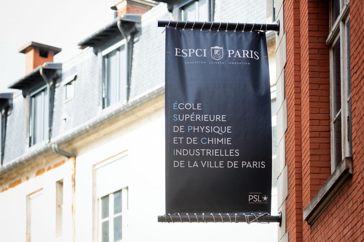 FRANCE - PARIS ILLUSTRATIONS