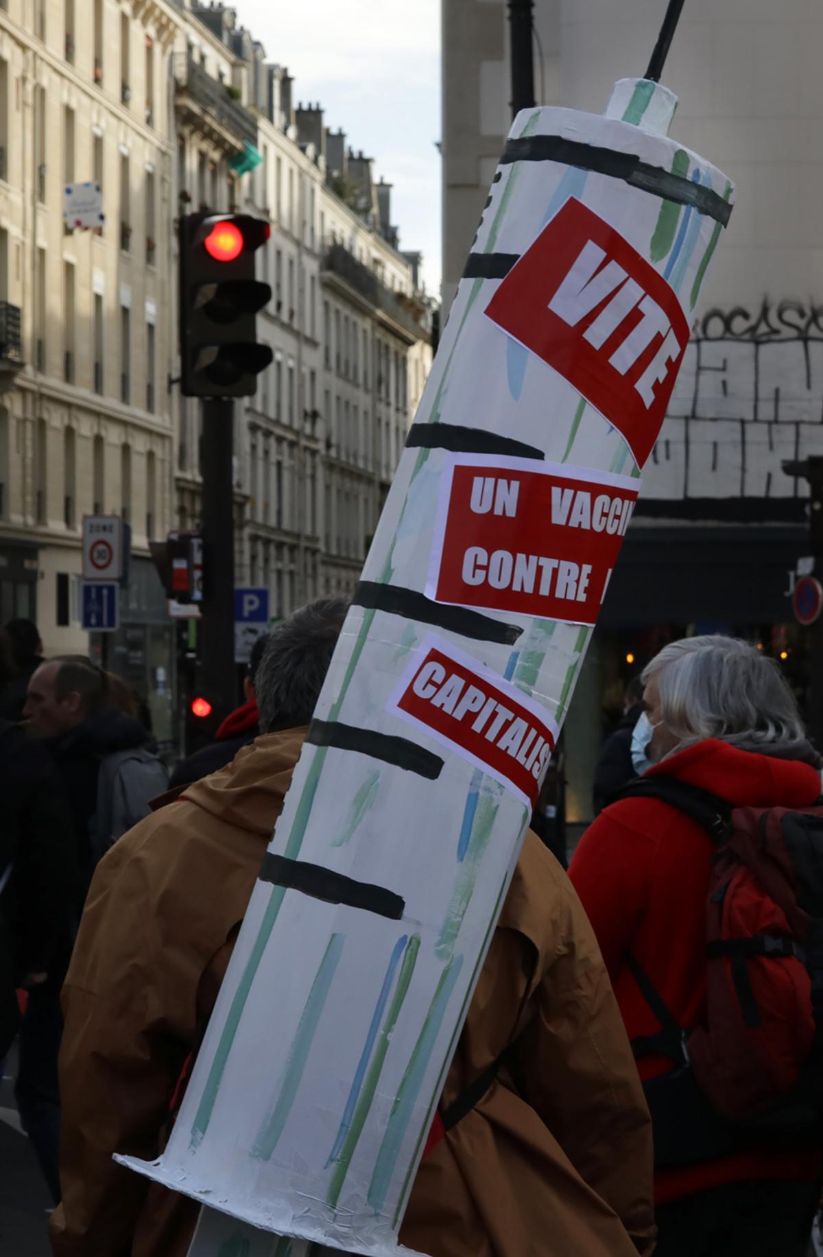 Seringue contre le capitalisme