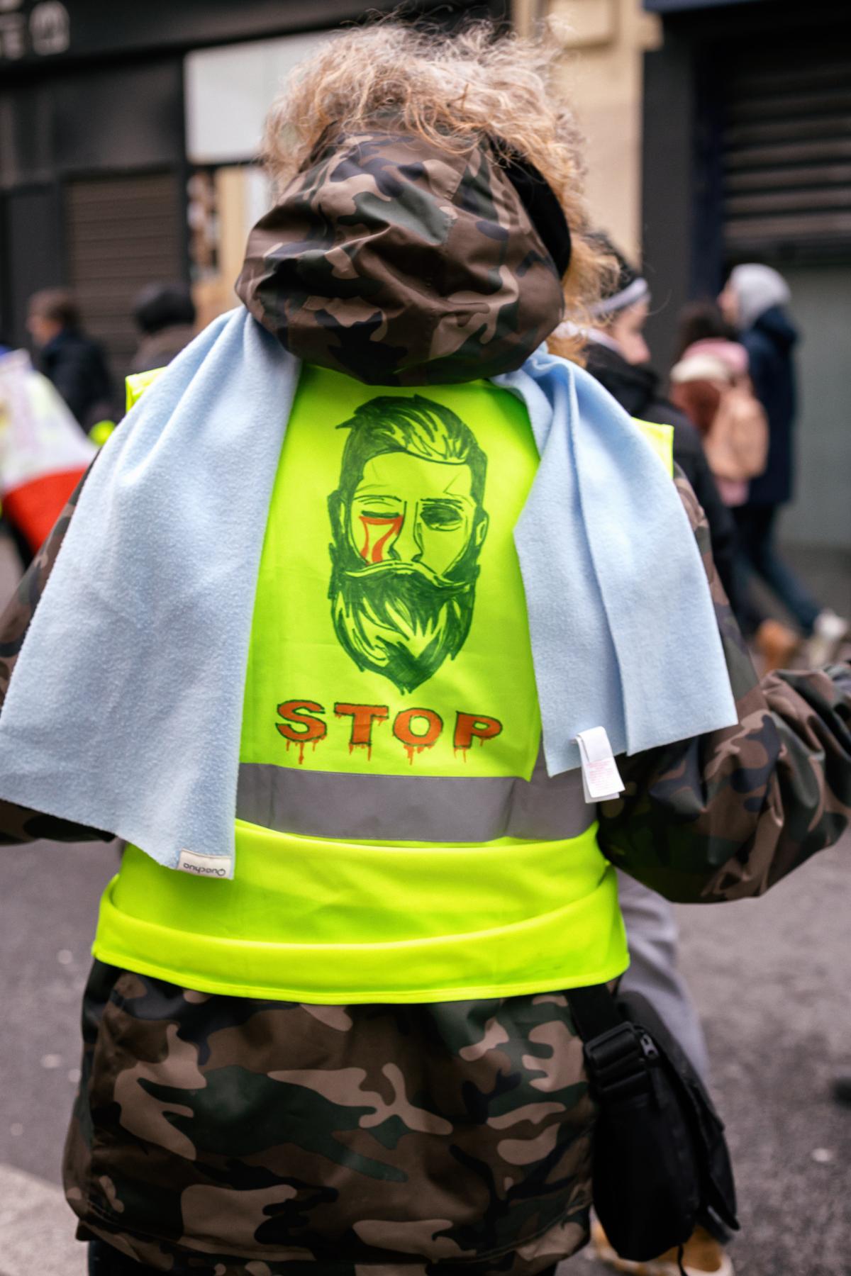 Gilet Jaune, dessin de Jerôme Rodrigues blessé