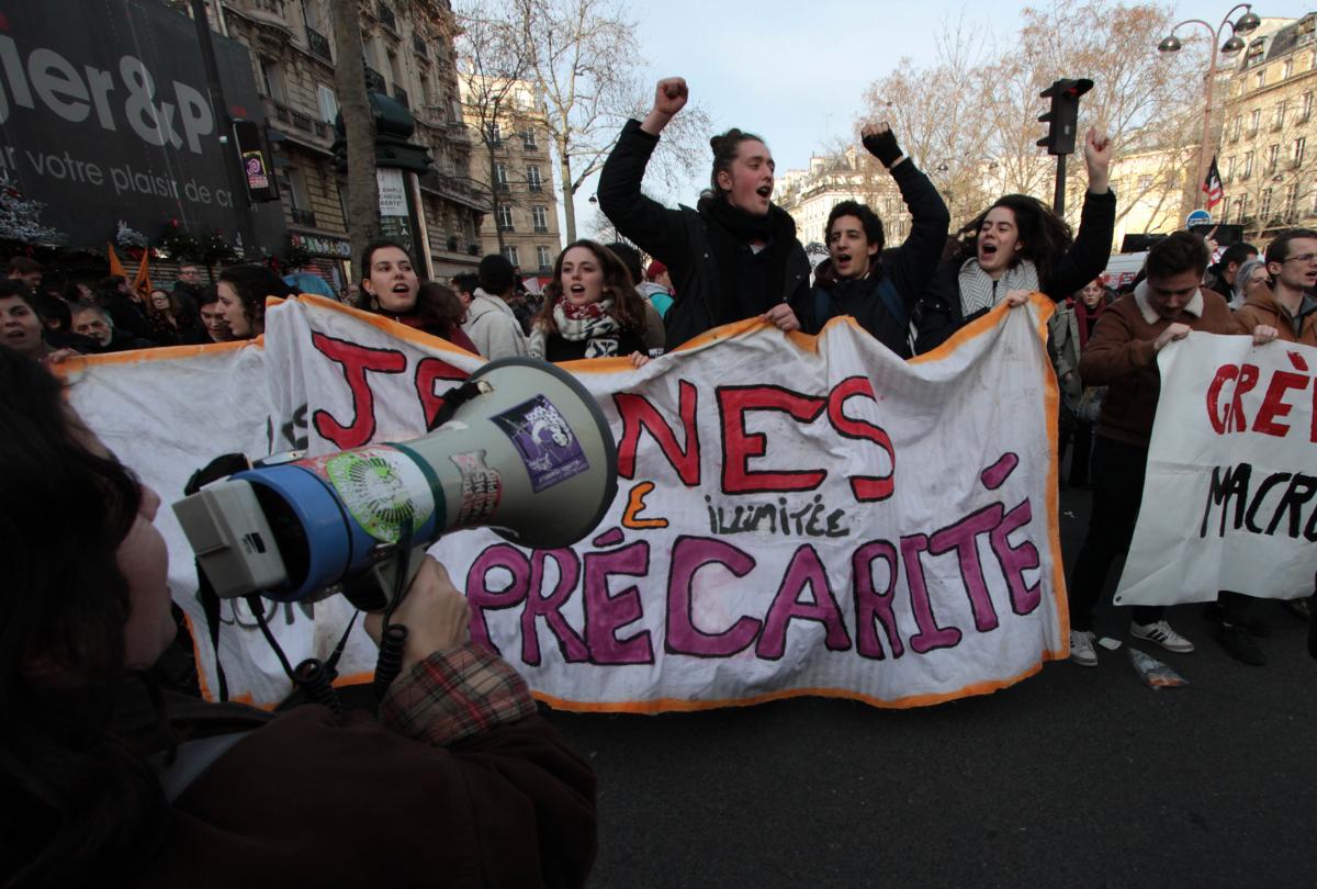 Cortège jeunes contre la précarité