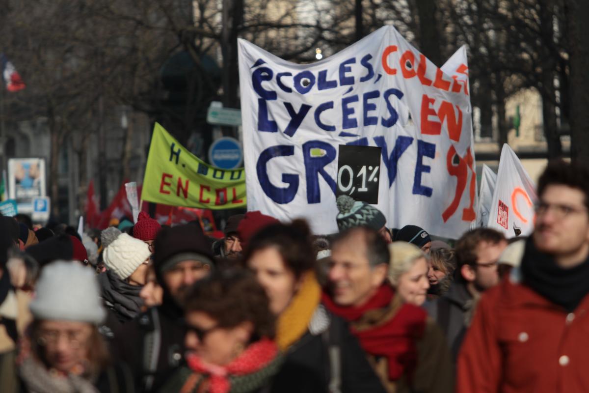 Cortège écoles collèges lycées en grève