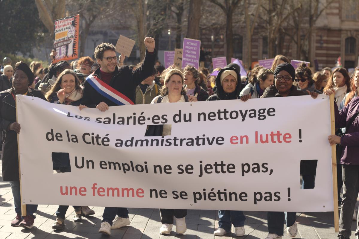 FRANCE - TOULOUSE - MANIFESTATION DU 8 MARS - SALARIEES DU NETTOYAGE ET PARLEMENTAIRES
