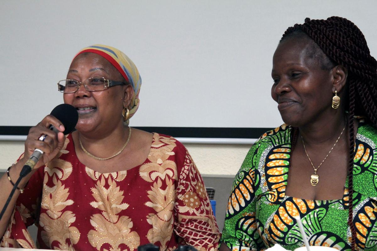 Oumou Gueye et Fernande Bagou, ex gréviste d'Onet